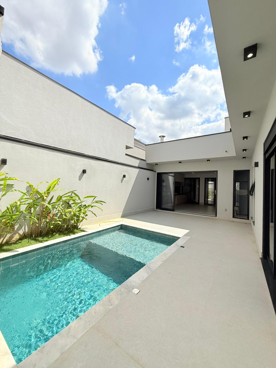 WhatsApp Image 2026-03-17 at 15.25.37