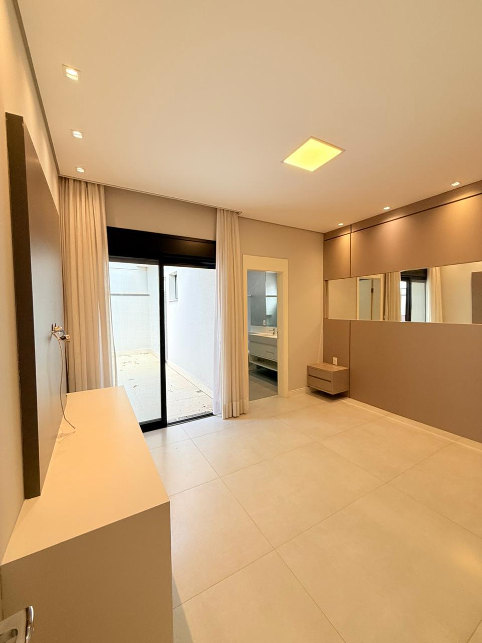 WhatsApp Image 2026-03-17 at 15.53.39