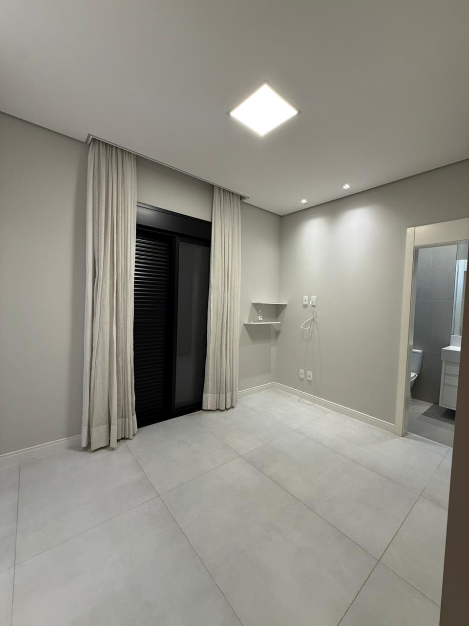 WhatsApp Image 2026-03-17 at 15.53.41 (1)