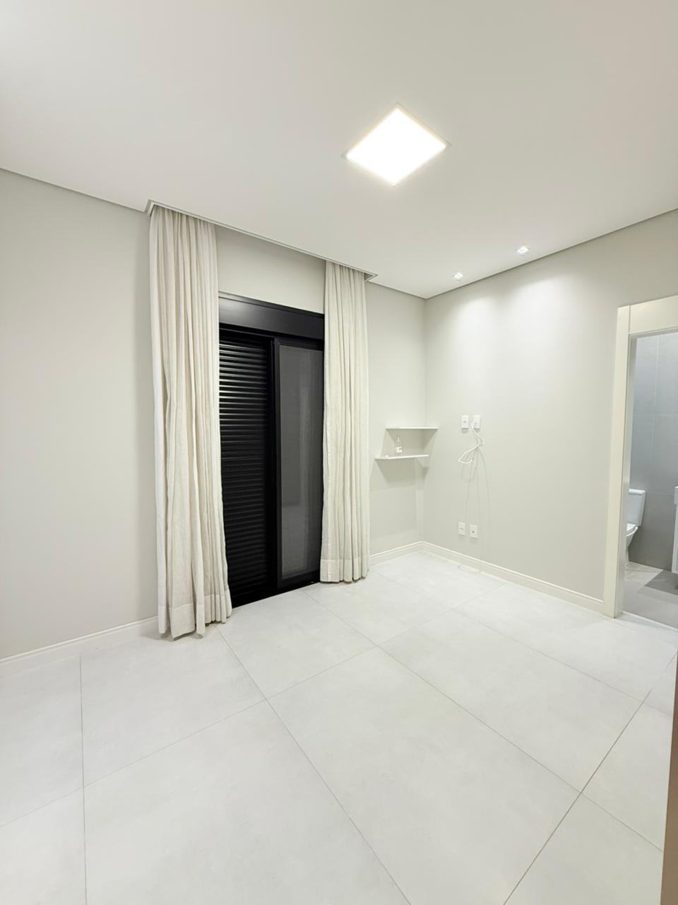 WhatsApp Image 2026-03-17 at 15.53.41